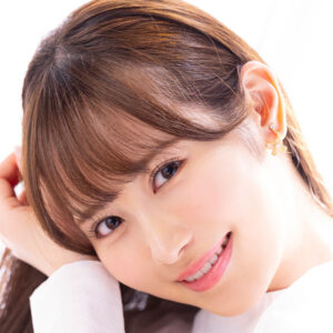 小野六花